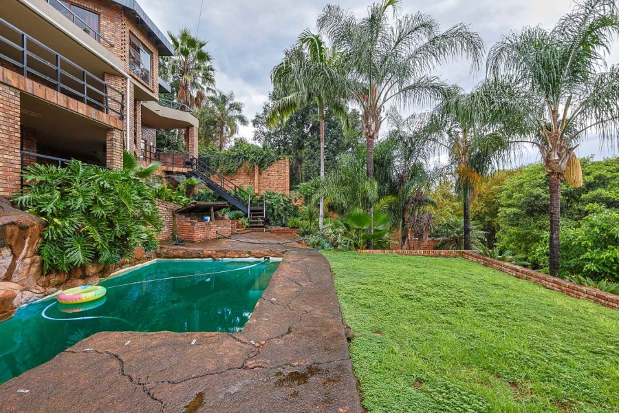 4 Bedroom Property for Sale in Hartbeespoort North West